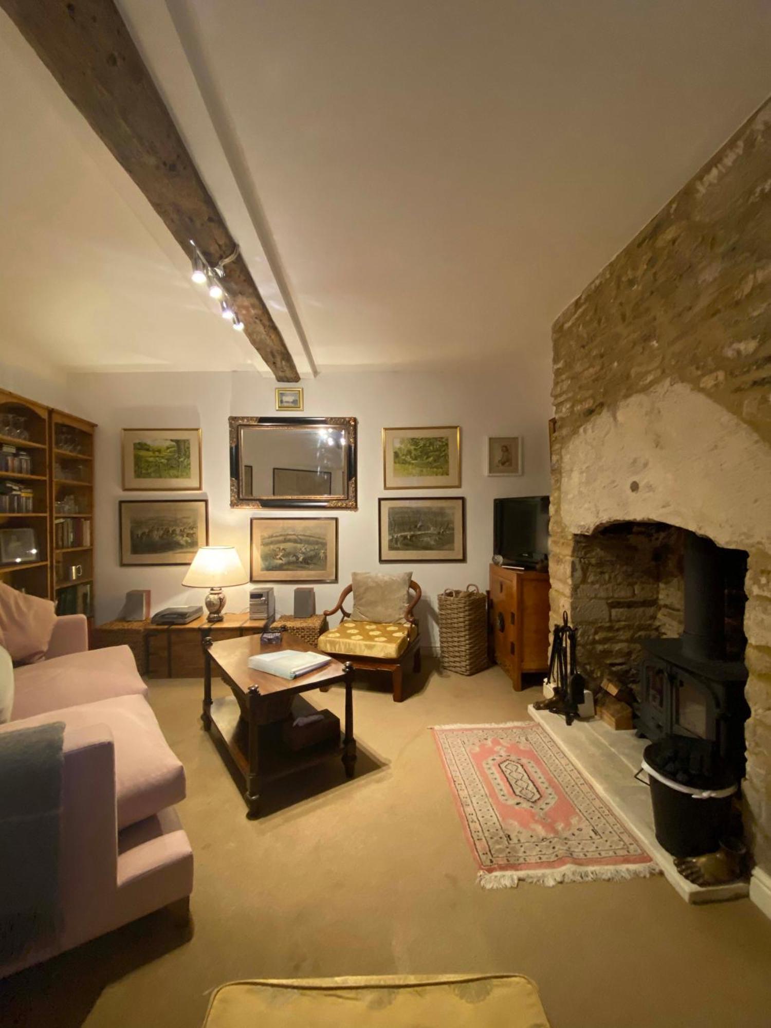 Market Place Cottage, Tetbury, Cotswolds Grade II Central Location Extérieur photo